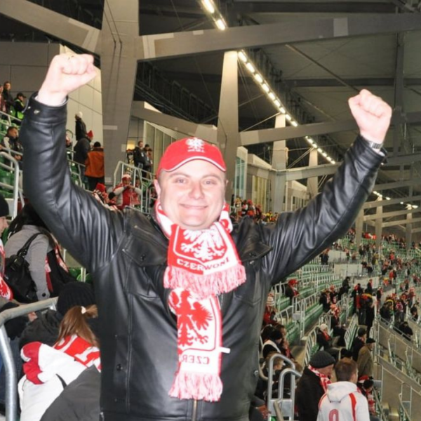 En el camino rojo y blanco